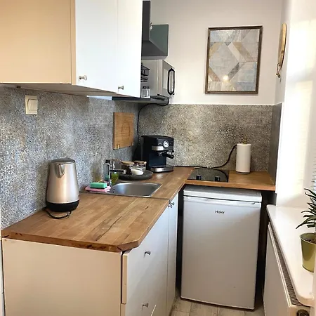 Lemuria Szkolna Centrum * Legnica