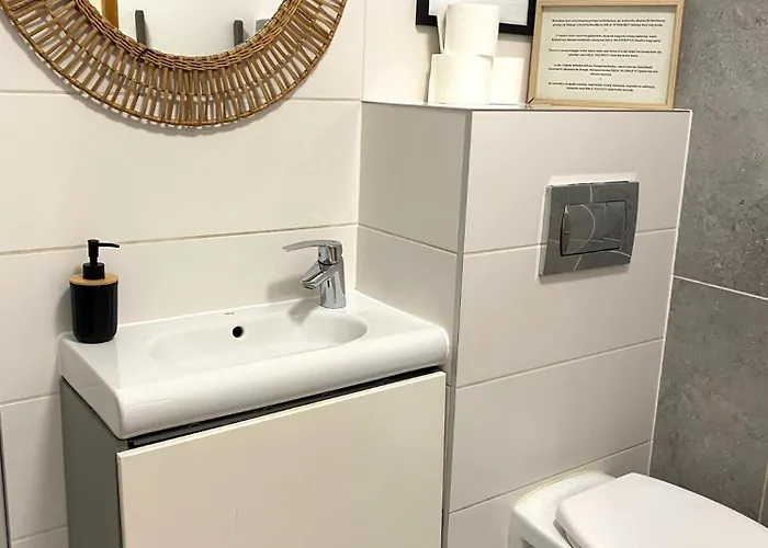 Lemuria Szkolna Centrum Daire Legnica